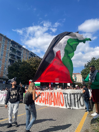 Cortei per la Palestina, bloccata tangenziale sud e disagi anche a Caselle